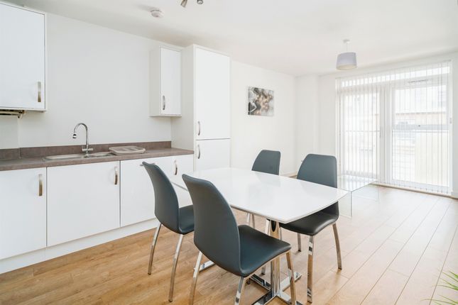 Flat for sale in Mead Lane, Hertford