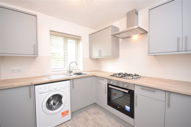 35, Blackmoor Court, Leeds photo 3