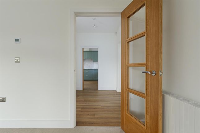 4,, Kings Oak Drive, Sandwich photo 3