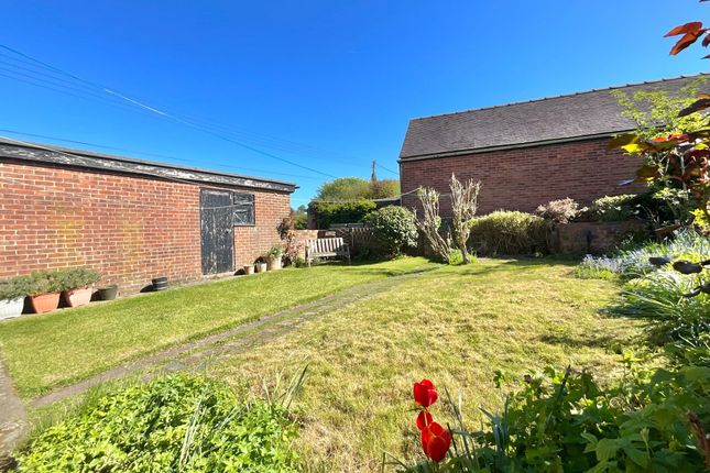 3 Gable Cottages Blythe Bridge Road, Stoke-On-Trent photo 4
