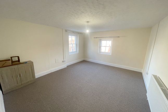 Flat 2, 21, High Street, Cardigan photo 5