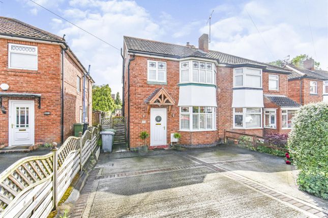 4 bed property for sale in Welton Avenue, York YO26