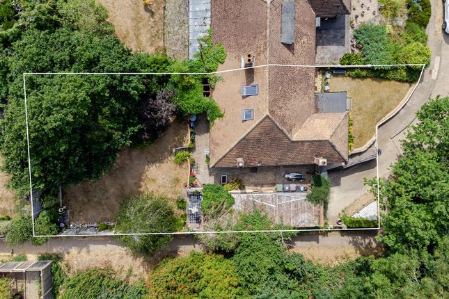 27, Netherway, St. Albans photo 2