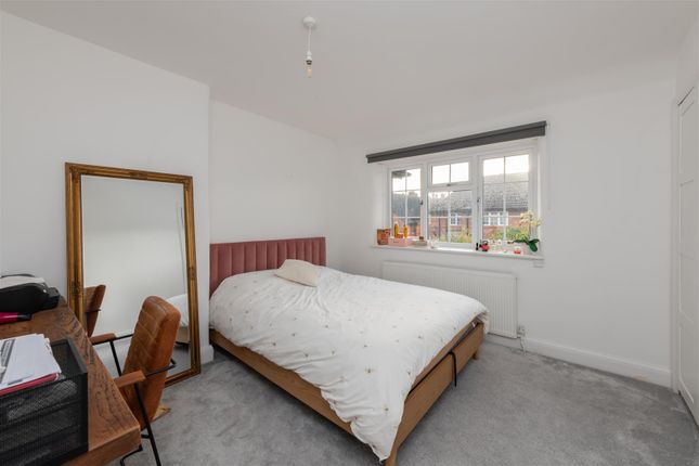Property for sale in Daffodil Street, London