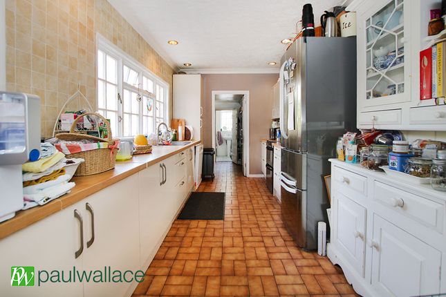 72, Crossbrook Street, Waltham Cross photo 4