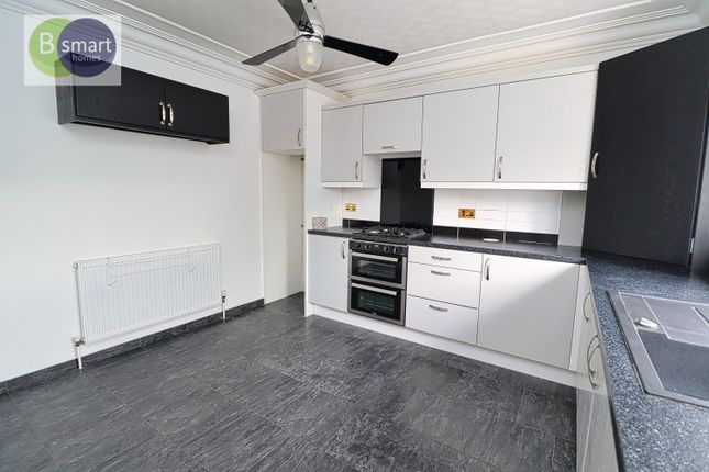 5, Lowfield Meadows, Rotherham photo 3