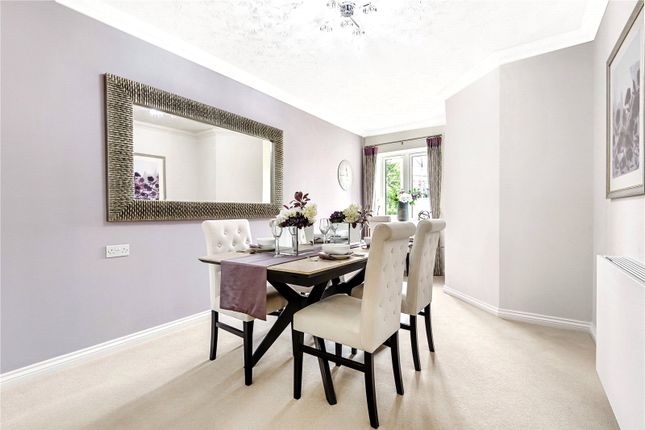 26 Beck Lodge,, Botley Road, Park Gate photo 4