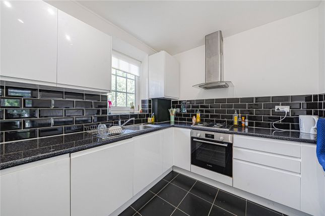 Flat 15, Nickleby House,, George Row, London photo 3