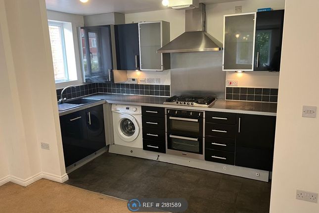 Flat to rent in Acres Hill Road, Sheffield