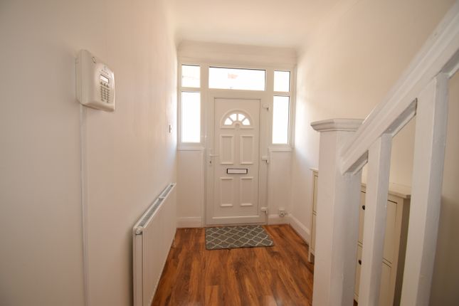 34, Barmouth Road, Croydon photo 5