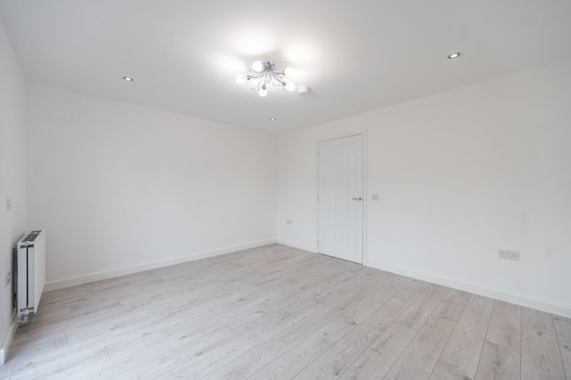 5, Greylag Place, Glasgow photo 3