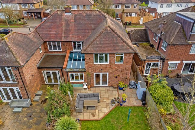 9, Pondfield Crescent, St. Albans photo 3