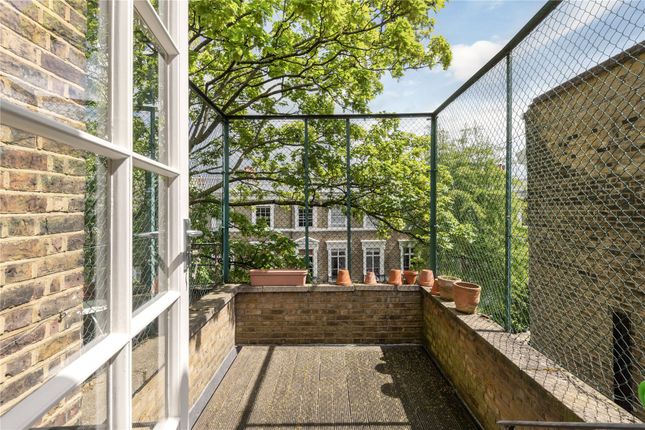 Terraced house for sale in Oakley Street, Chelsea, London