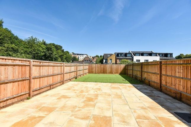 15 SOVEREIGN PLACE, High Wycombe, High Wycombe photo 3