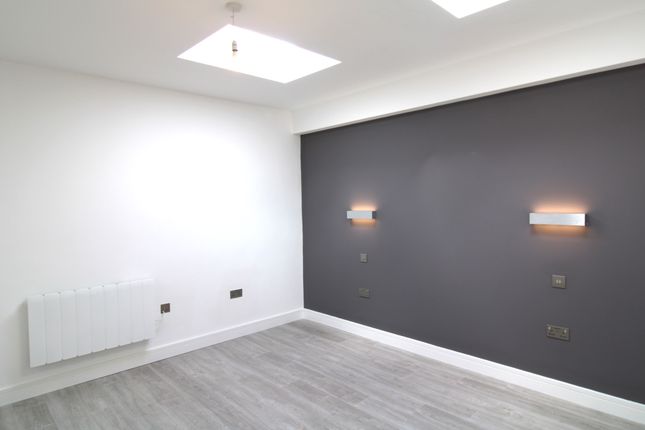 Flat to rent in South Street, Off High Street, Harborne