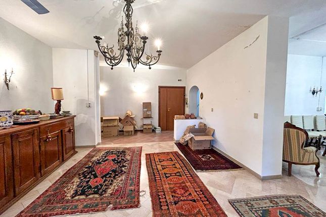 Villa for sale in Via Montanara, Cecina, Livorno, Tuscany, Italy