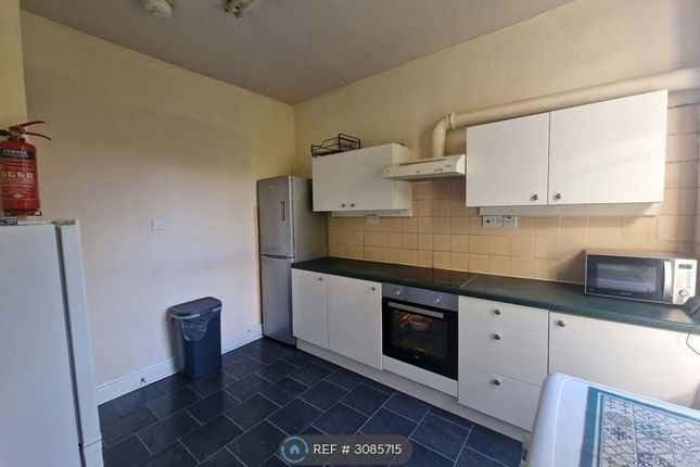 St Martins Terrace, Leeds photo 3