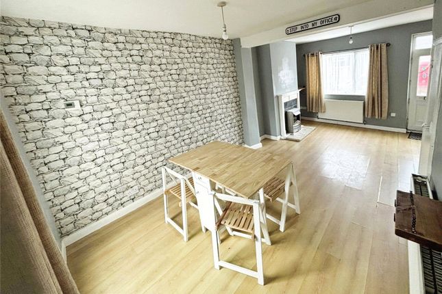 33, Hall Street, Swadlincote photo 4