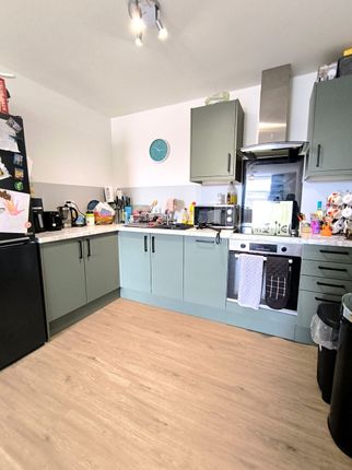 Flat 3, 11 Warrens Close, Wellingborough photo 2