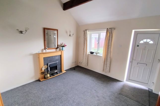 9, Logan Close, Wolverhampton photo 4