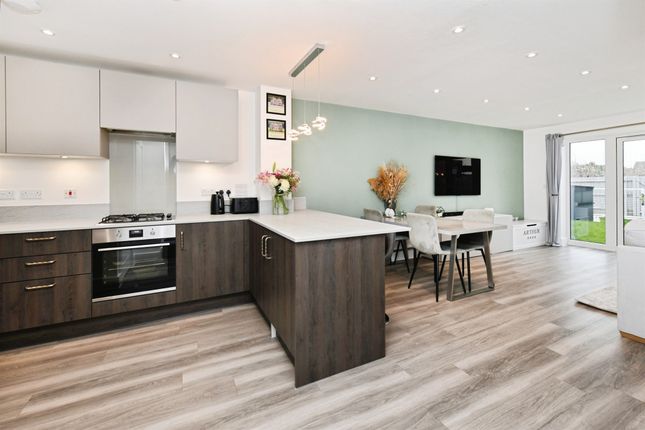 91, Andrewes Way, Rayleigh photo 4