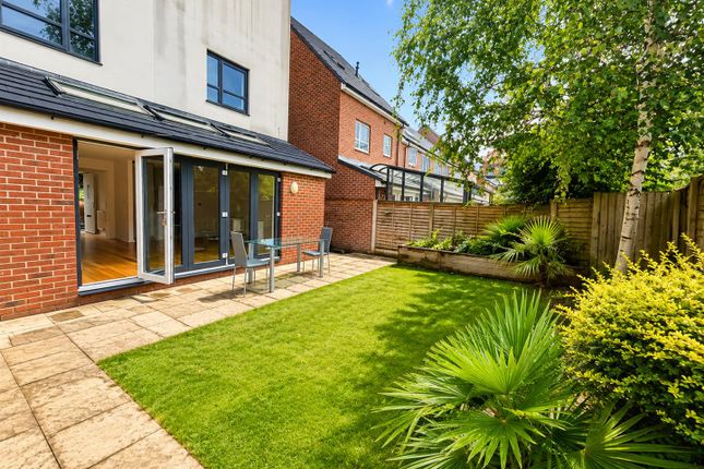Apartment 2, 153, Broughton Lane, Salford photo 5