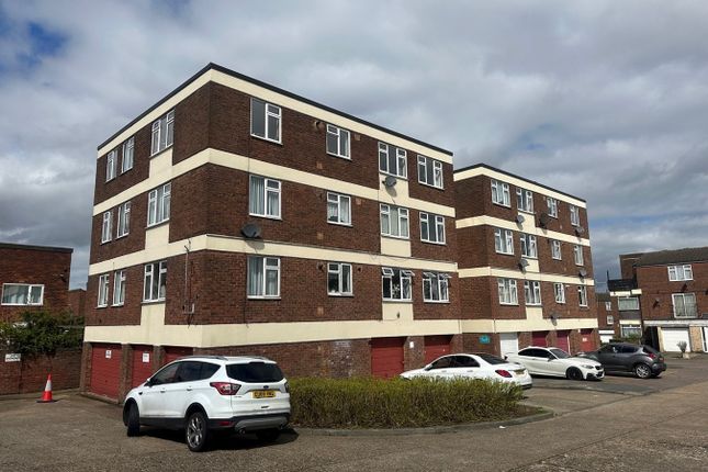 Flat for sale in Longbanks, Harlow, Harlow
