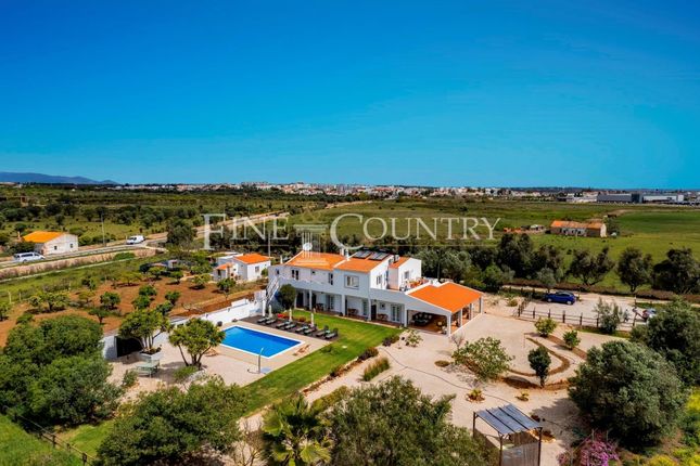 Hotel/guest house for sale in Carvoeiro, Algarve, Portugal