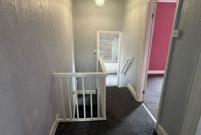 106, Cocker Street, Blackpool photo 4