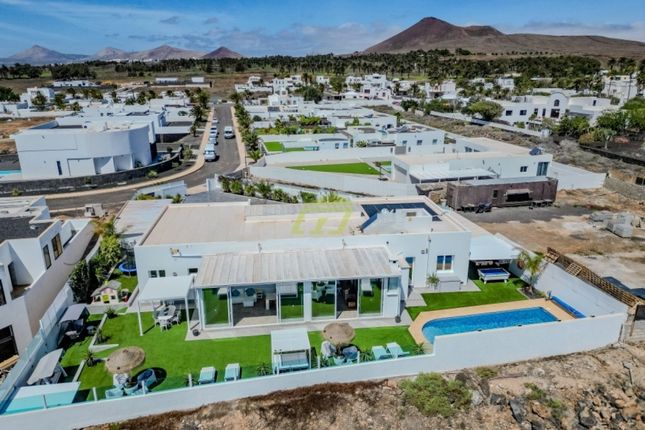 Villa for sale in Costa Teguise, Lanzarote, Spain