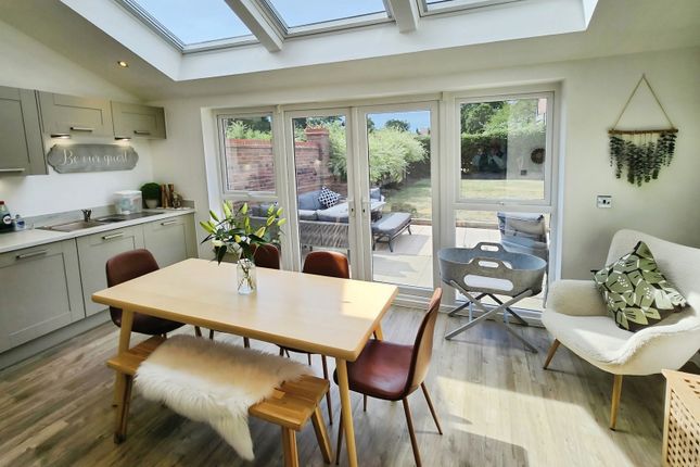 71, Ribbon Avenue, Nuneaton photo 3