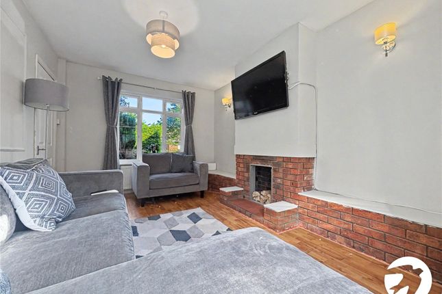 83, Eden Avenue, Kent photo 5