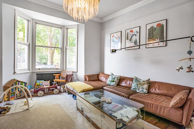 214A,, Victoria Park Road, London photo 2