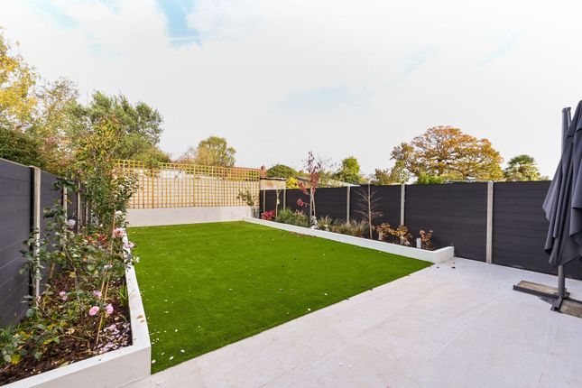 Amberwood Rise, New Malden photo 4