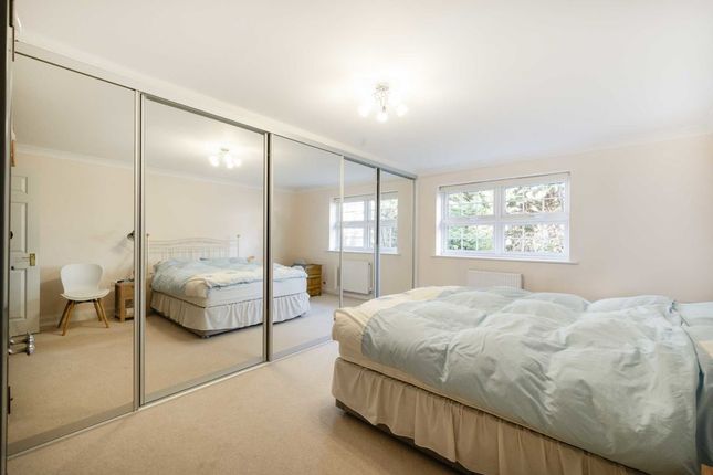 Flat for sale in Century Close, London