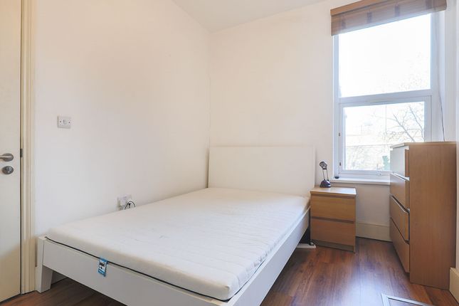 Thumbnail Room to rent in Searles Road, London