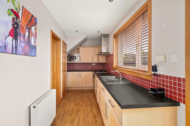 17 Blake Street, Dundee photo 3