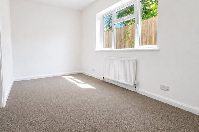 Flat 1, 69, Headley Road, Hampshire photo 5