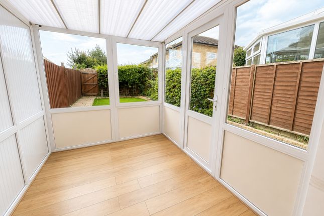 226, Stratton Heights, Gloucestershire photo 4
