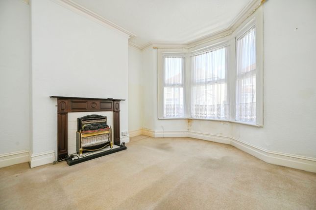 31, Fulwood Road, Merseyside photo 3