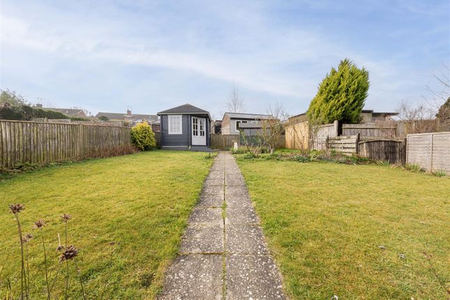 114, Harvey Road, Willesborough photo 2