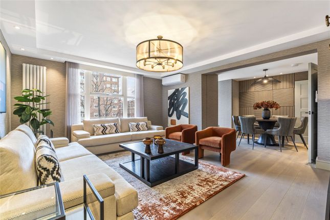 Flat for sale in St. Johns Wood Park, St John's Wood, London