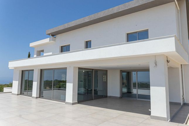 Villa for sale in Tala, Paphos, Cyprus