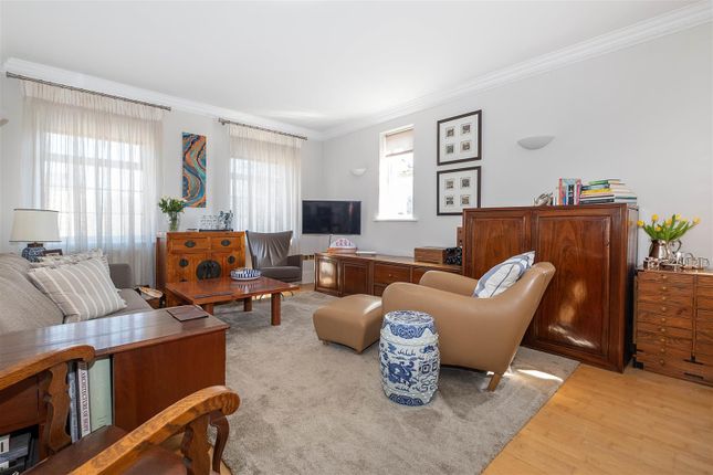 Flat 11, Burlington Gate 91, Chadwick Place, Surbiton photo 2