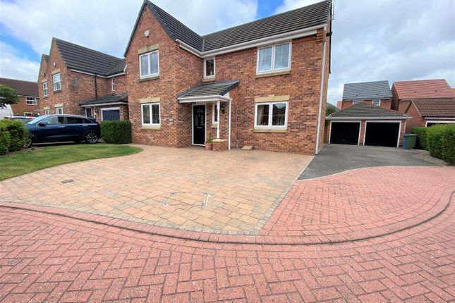 4 bed detached house for sale in Cotterhill Close, Worksop S81