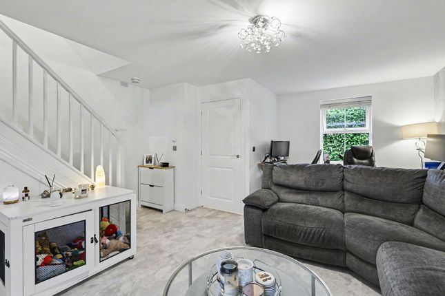 80, Olvega Drive, Buntingford photo 2