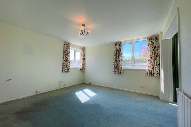 Flat for sale in Eastern Parade, Southsea