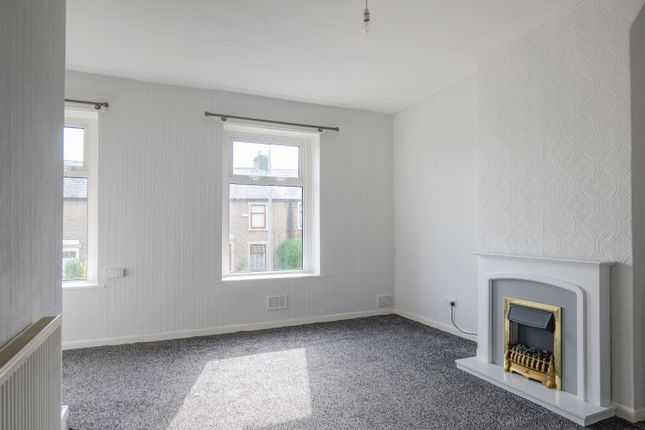 440a, Blackburn Road, Darwen photo 4