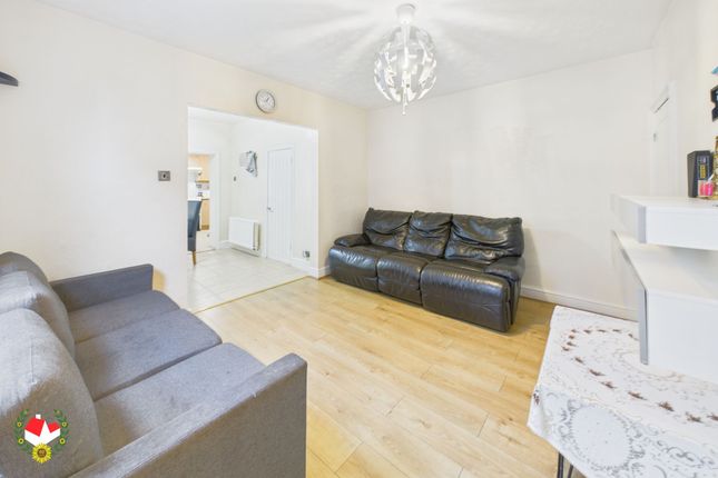 4 Slaney Street, Gloucester photo 3