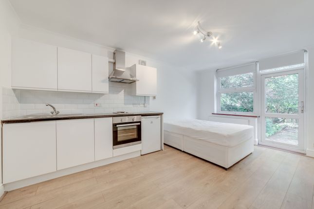 Thumbnail Terraced house to rent in Manstone Road, West Hampstead